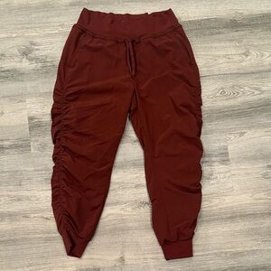 Athleta Rust Attitude Lined Pants size 6